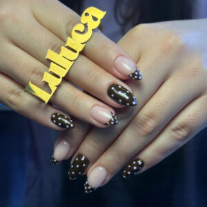 Manicura semipermanente con acrílico